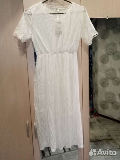 Свадебное платье 42 44 новое