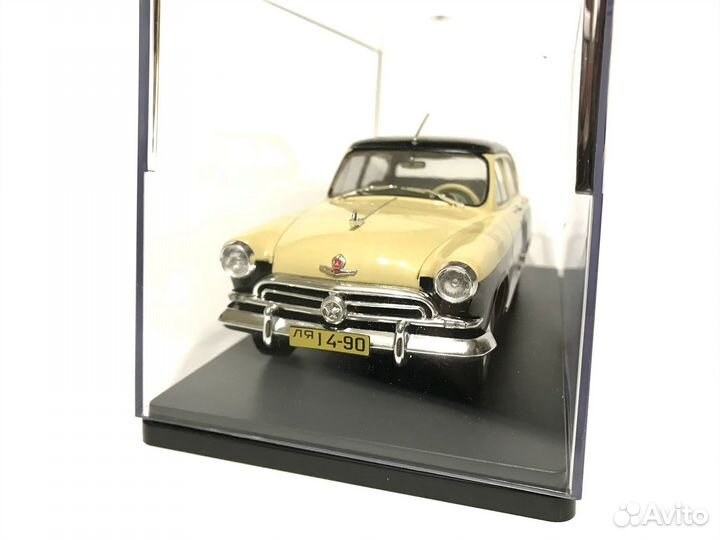Модель автомобиля газ-21В Волга 1/24 Hachette