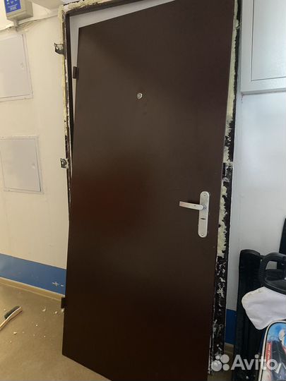 Дверь входная железная бу