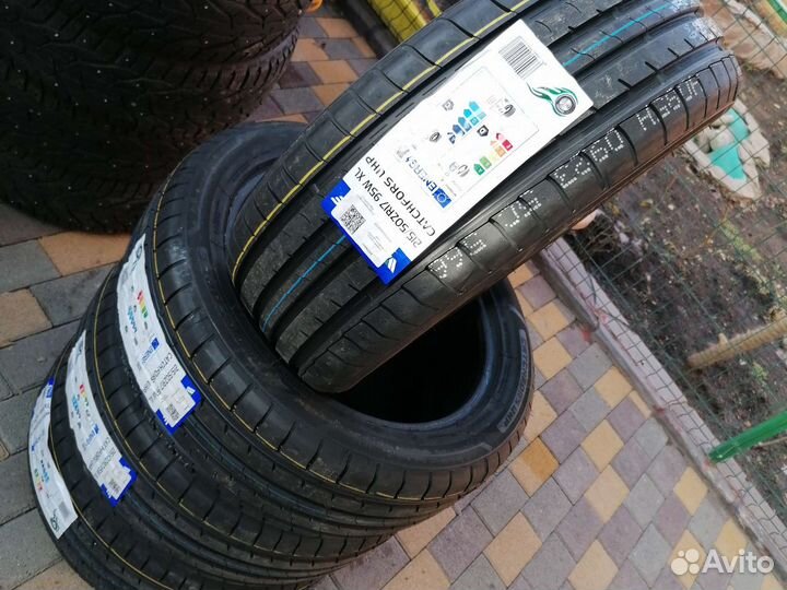 Windforce Catchfors UHP 215/50 R17 95W