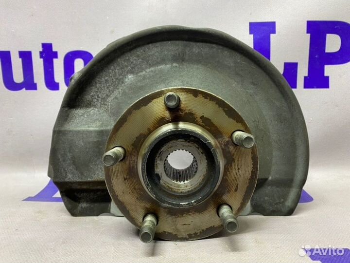 Кулак поворотный передний правый Mitsubishi Lancer