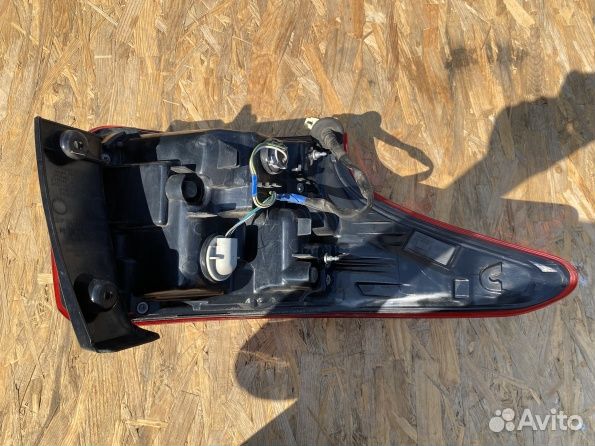 Mitsubishi outlander 3 фонарь правый задний