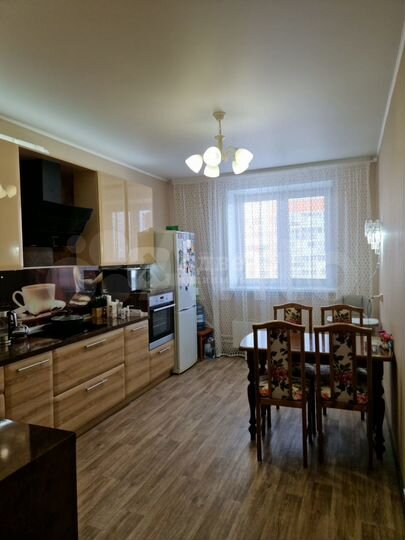 3-к. квартира, 94,3 м², 6/9 эт.