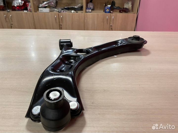 Рычаг передний левый Оптима 4 2015-2020