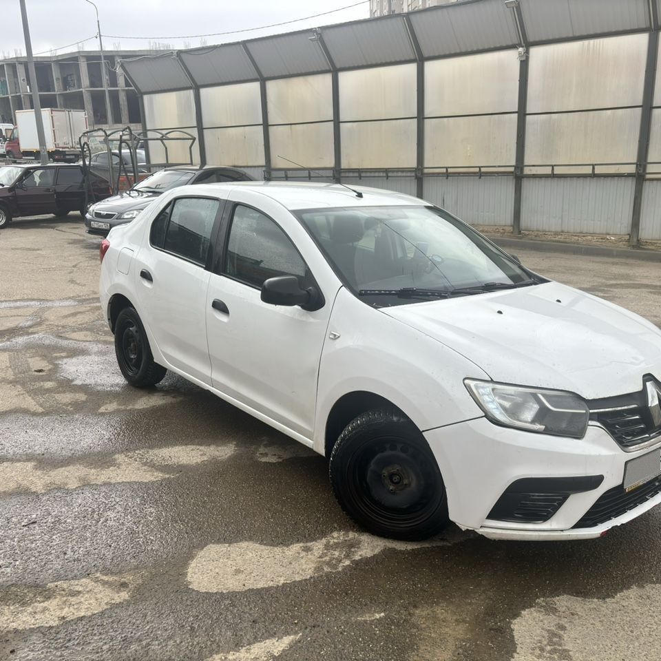 Renault Logan: фото владельца