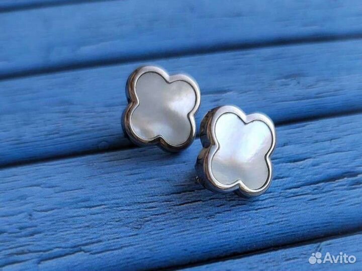 Серьги клевер с перламутром, ювелирная бижутерия