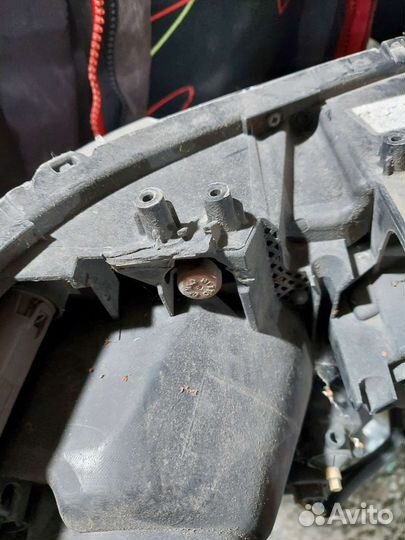 Фара левая mitsubishi asx