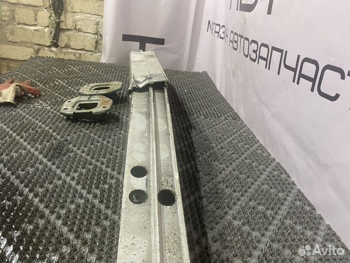 Усилитель задний с крепежом Honda Civic 8 4D