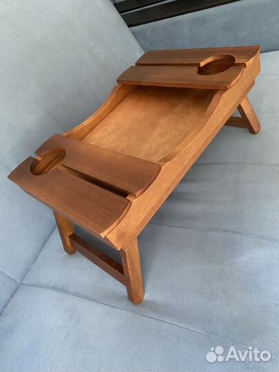 Столик для завтрака в постель