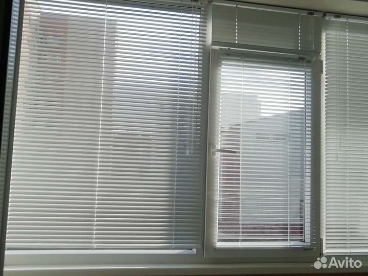 Жалюзи бу, в отличном состоянии