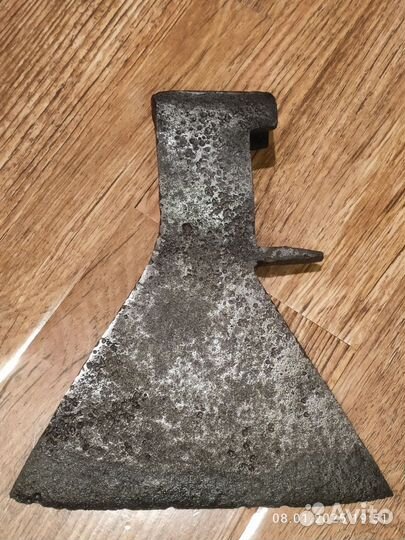 Топор старинный
