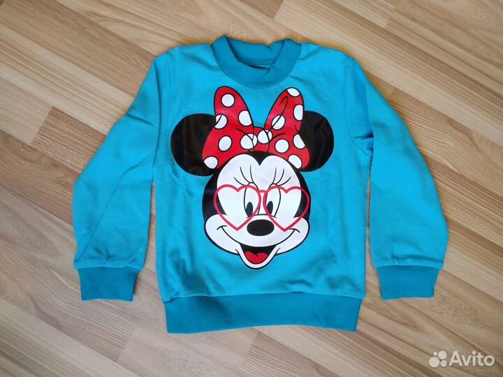 Костюмы/девочки(104,134) новые