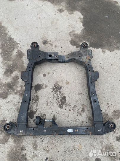 Подрамник передний передний Opel Astra J хетчбэк