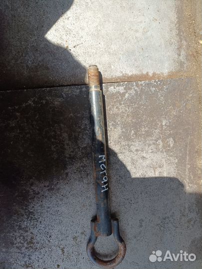 Буксировочный крюк Renault Megane 2