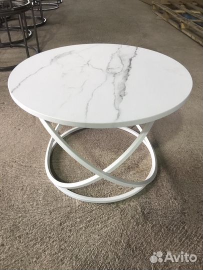 Журнальный столик