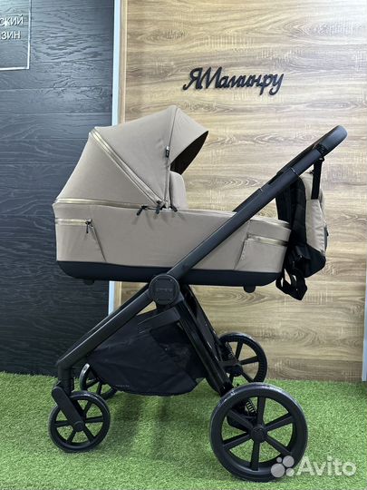 Коляска 3 в 1 Carrello Omega Plus