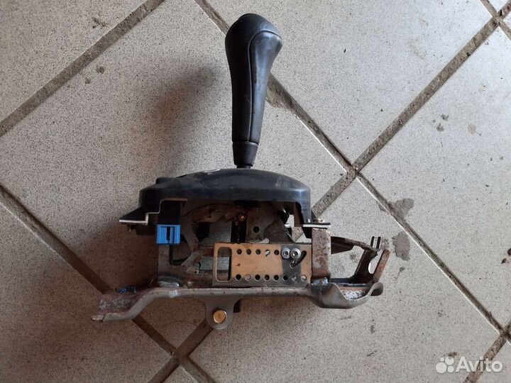 Кулиса АКПП Mitsubishi carisma