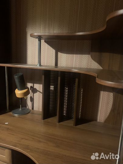 Компьютерный стол