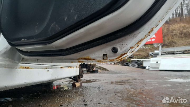 Дверь задняя правая лансер 9 цедия универсал