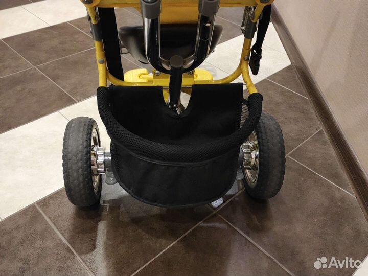 Трехколесный велосипед-каляска Trike 10