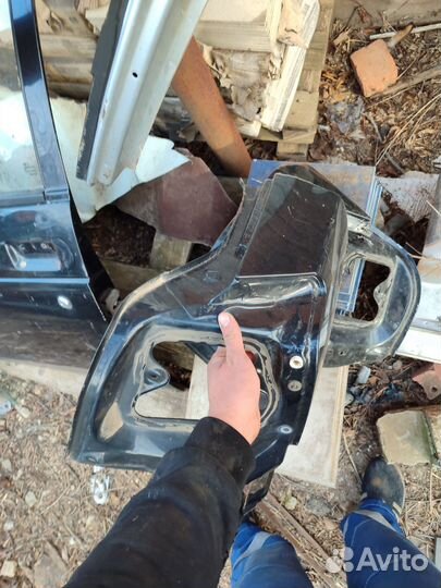 Задние крыло avensis т250 251