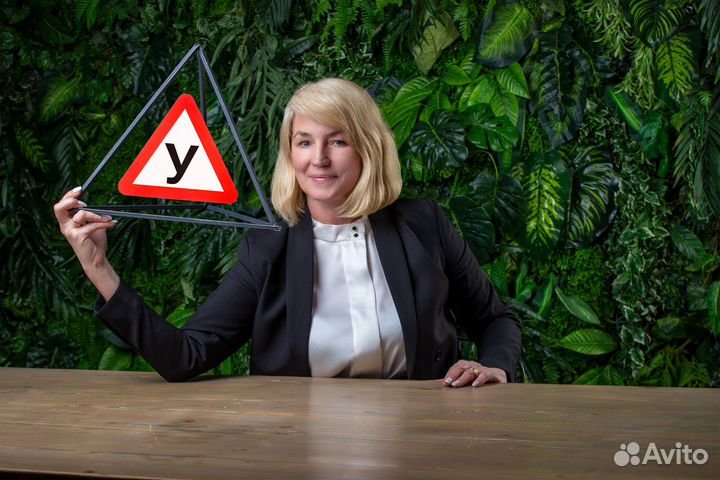 Инструктор по вождению, женщина автоинструктор,мкп