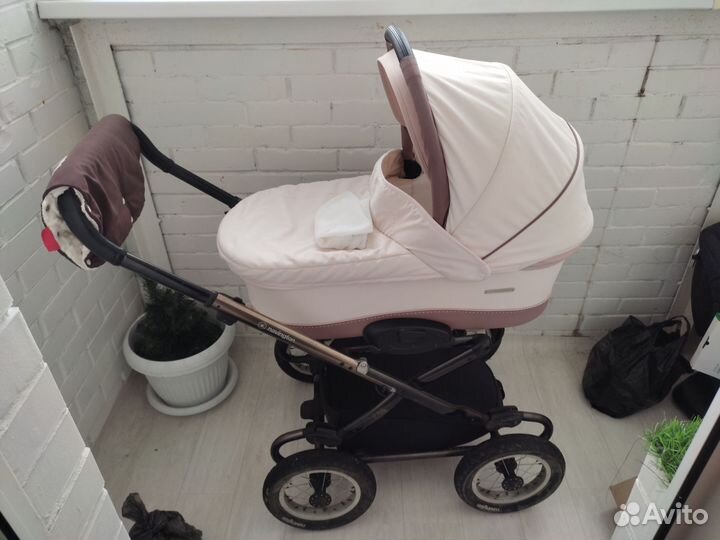 Коляска navington galeon