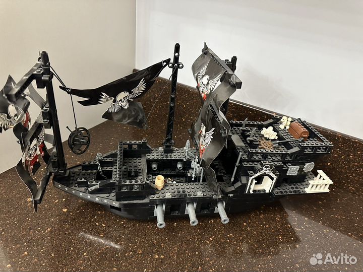 Lego пиратский корабль не оригинальный