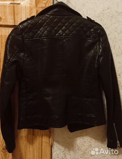 Кожаная куртка косуха женская