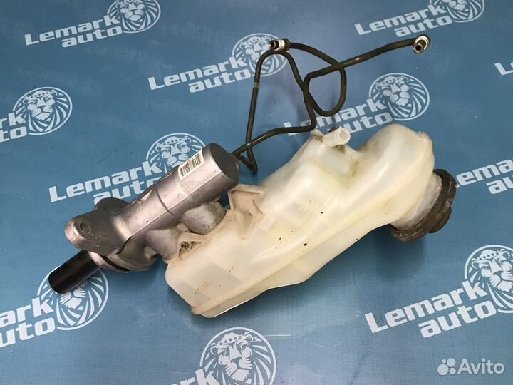 Цилиндр тормозной главный Toyota Corolla