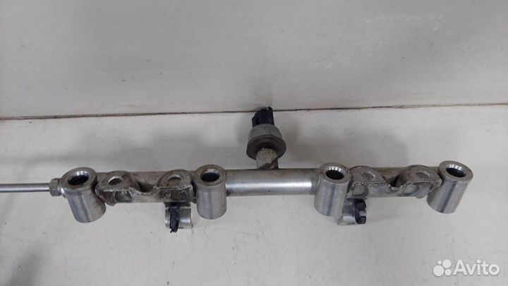 Рейка топливная рампа Citroen C4 2011