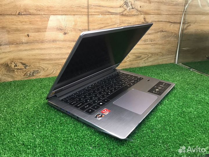 Ноутбук Acer Swift 2021г Ryzen 5 3500/8/256
