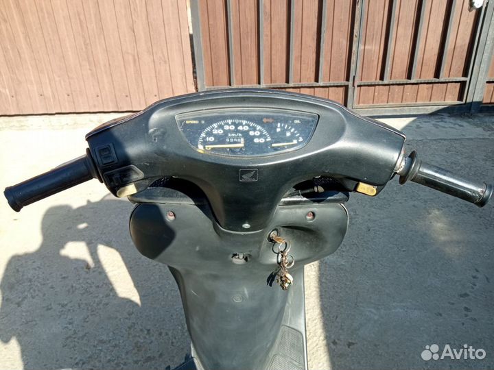 Скутер Honda dio af 34 cesta