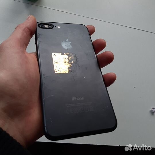 iPhone 7 plus заблокирован