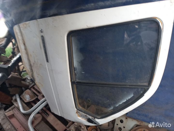 Дверь на газель