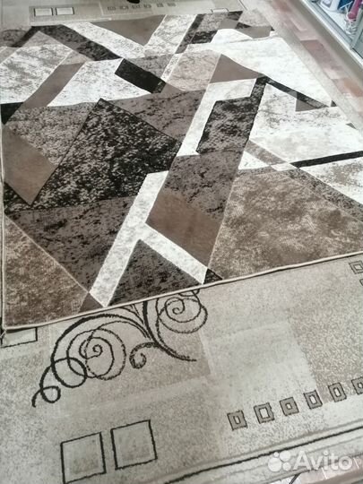 Палас новый