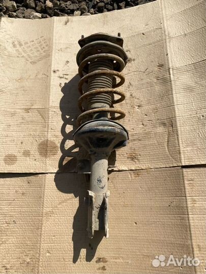 Амортизатор передний левый Hyundai Getz