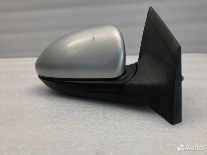 Зеркало боковое правое Chevrolet Cruze седан 1.8