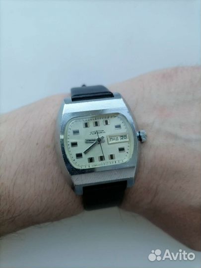 Советские часы Ракета