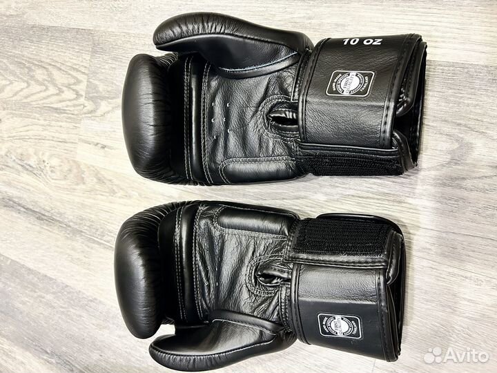 Экипировка для тайского бокса Тwins