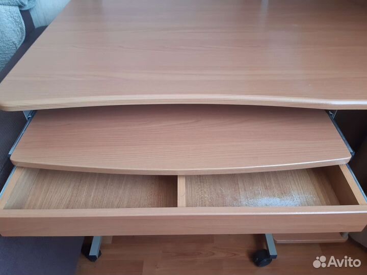 Компьютерный стол бу