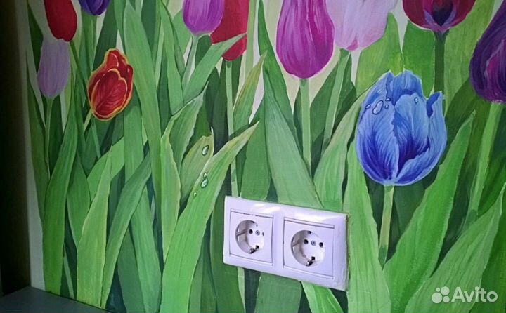 Роспись стен. Барельефы