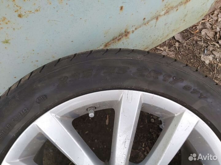 Pirelli P Zero 235/45 R17 97Y