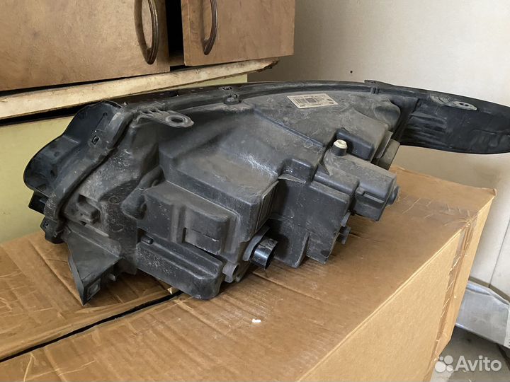 Передняя правая фара Land Rover Vouge l405