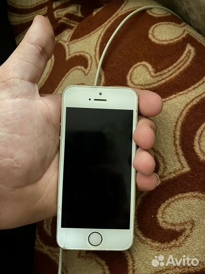 Телефон iPhone5