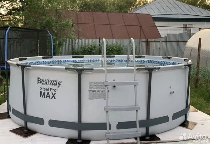 Каркасный бассейн бествей 366/457х122 новый