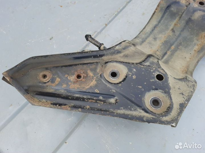 Подрамник Шкода Фабия