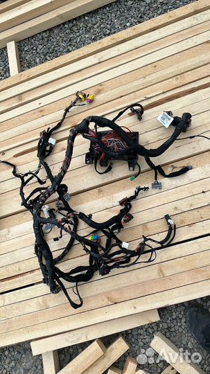 Под панельная проводка на LADA Веста