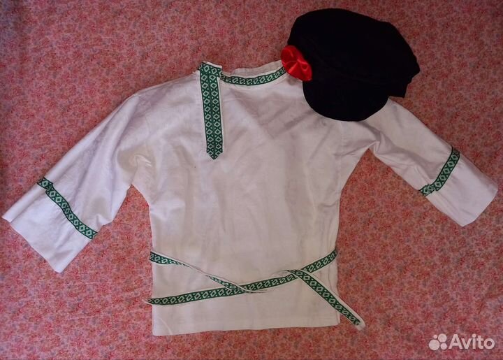 Косоворотка и картуз