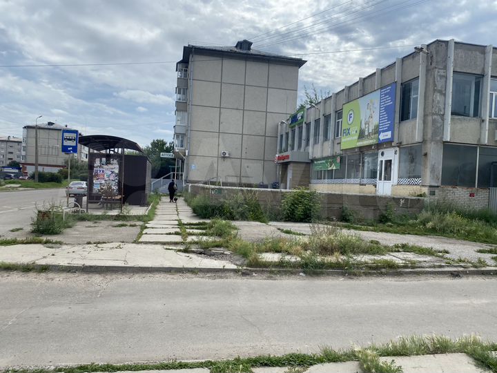 Здание, 1200 м²
